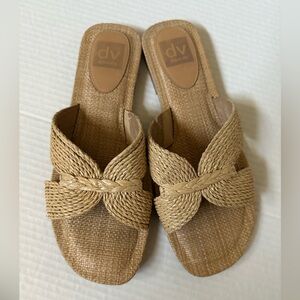 Dolce Vita womens woven sandals